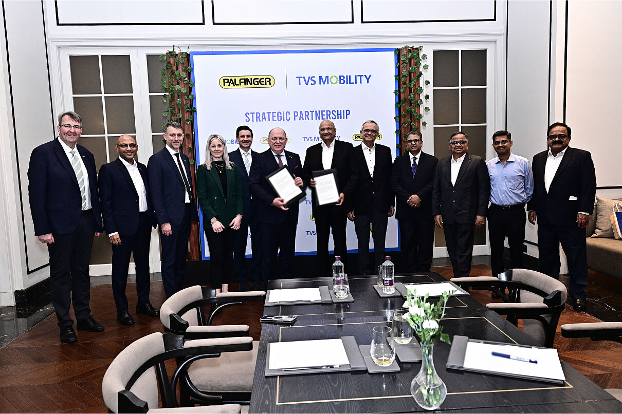 TVS Mobility Group & PALFINGER teams joining forces to boost operational efficiency and strengthen market responsiveness in India. 