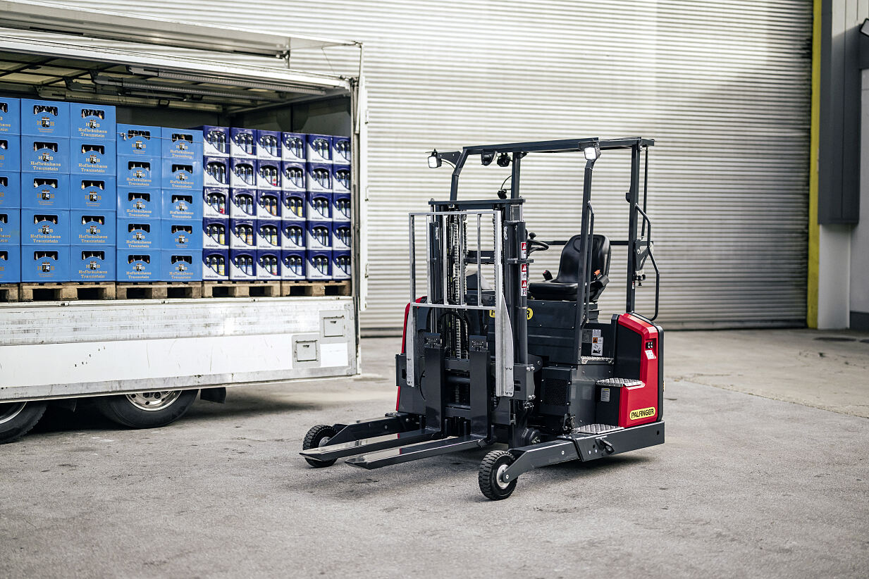 PALFINGER launches compact Middle-Seat Truck-Mounted Forklift