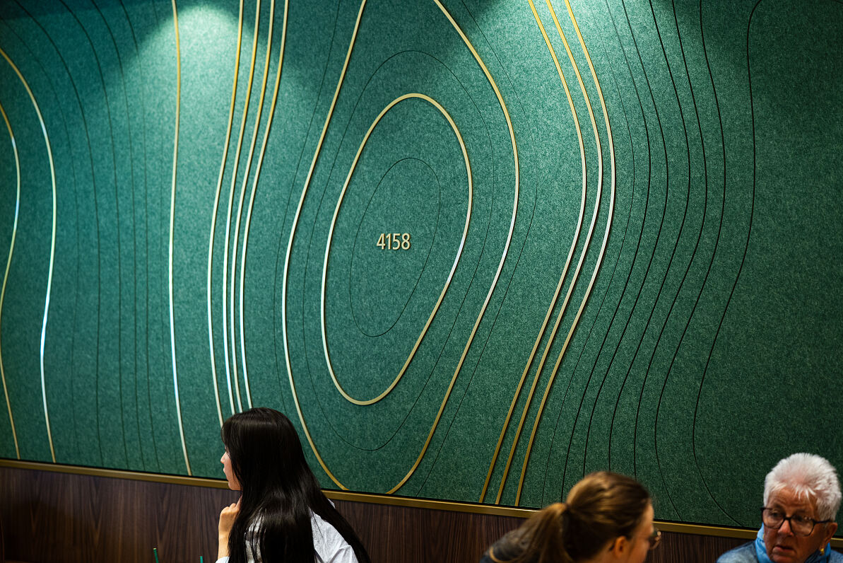 Starbucks Opening Interlaken