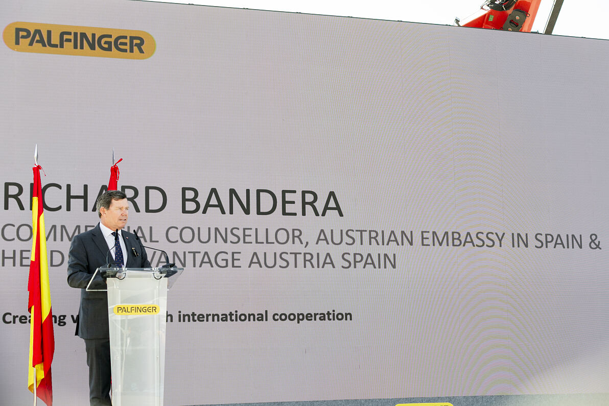 Richard Bandera, Commercial Counsellor, Austrian Embassy in Spain & Head of Advantage Austria Spain, during his speech on the close ties between Austria and Spain and the opportunities arising from strong economic and institutional cooperation.