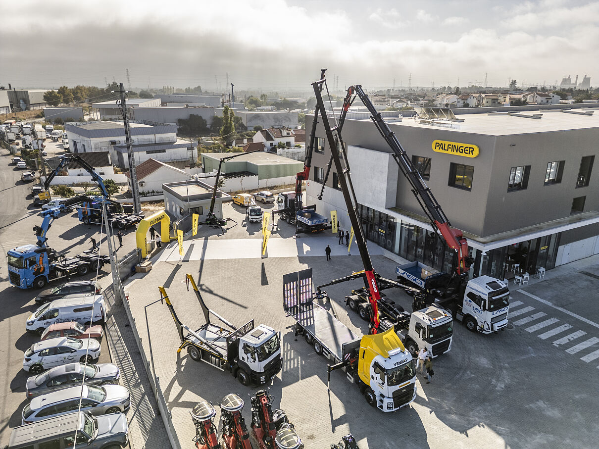 Der neue PALFINGER Sales & Service Hub in Lissabon vereint Vertrieb, Service, Logistik und Montage an einem zentralen Standort.