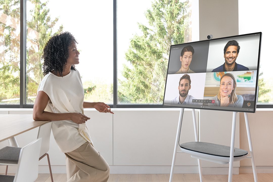 Surface Hub 2