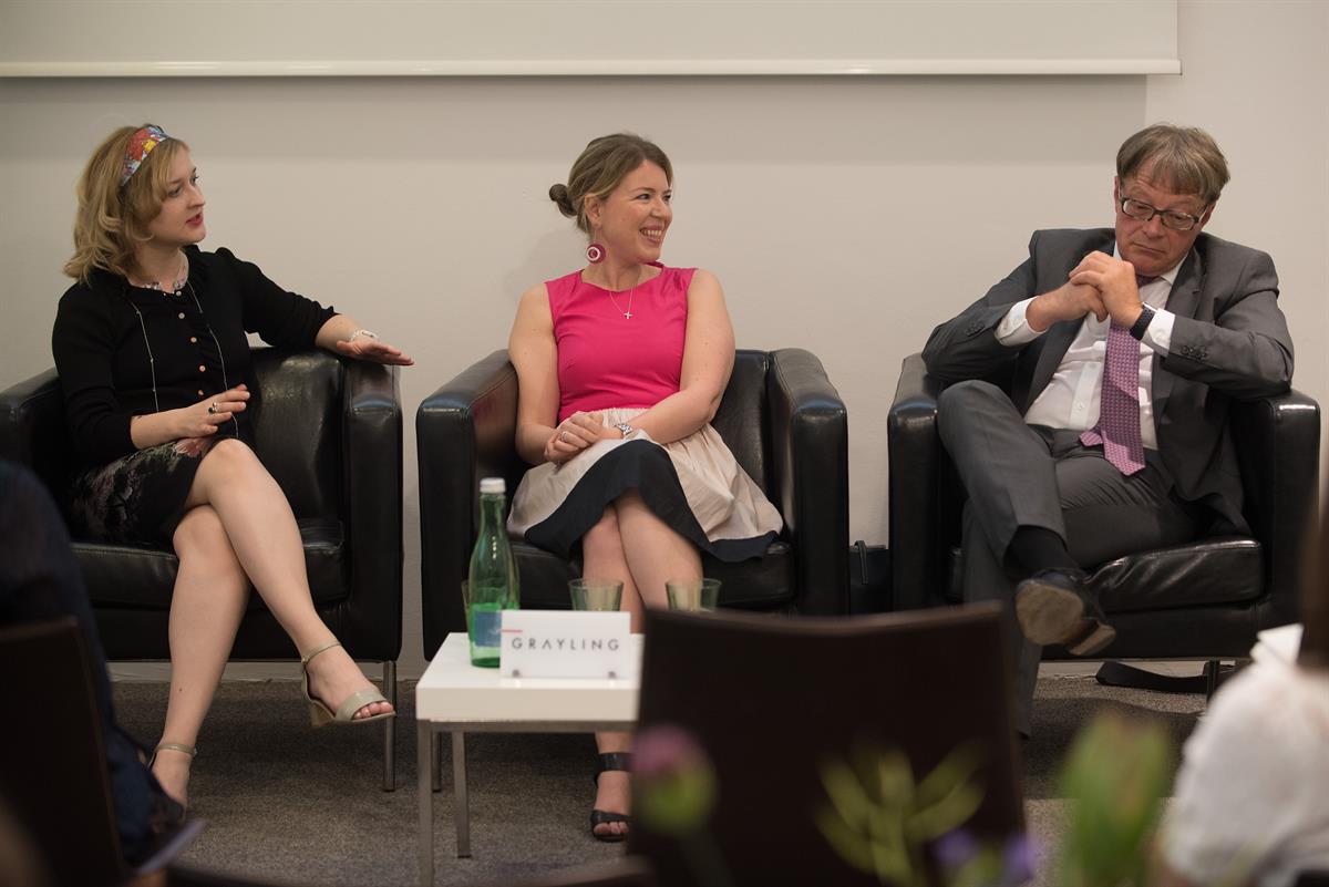 Diskussionsrunde bei Grayling über erfolgreiche Partnerschaften zwischen Wirtschaft und Kultur 
