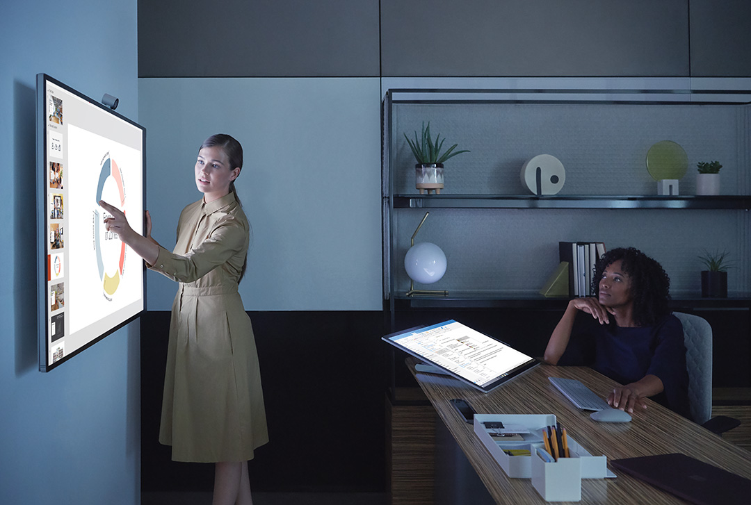 Microsoft Surface Hub 2S