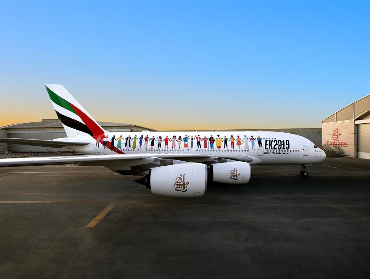 Emirates Airbus A380 Year of Tolerance-Sonderlackierung