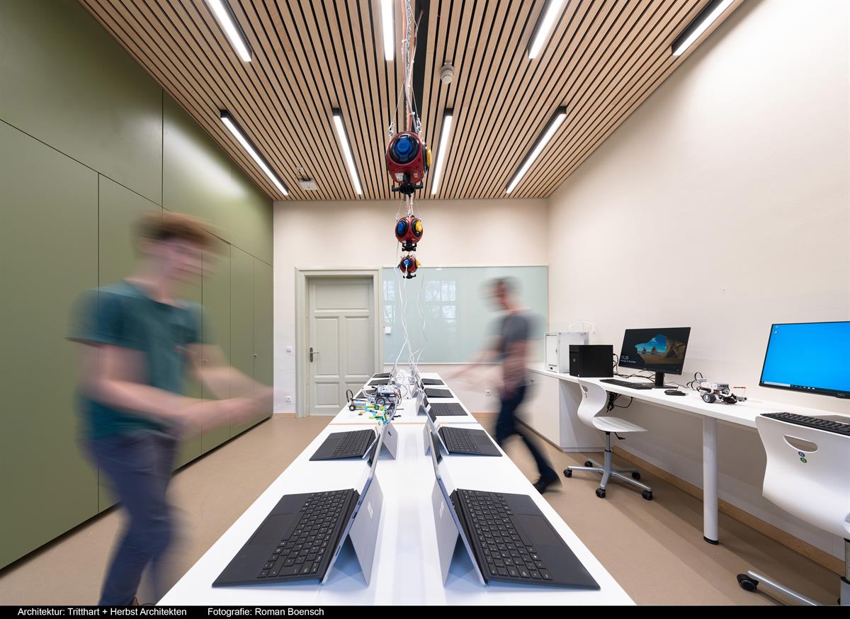 Digi-Lab - Copyright: Architektur: Tritthart + Herbst Architekten  Fotografie: Roman Boensch