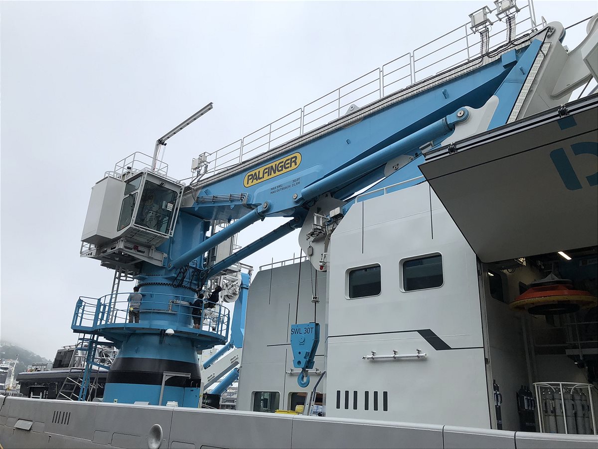 knuckle boom offshore crane, DKF800