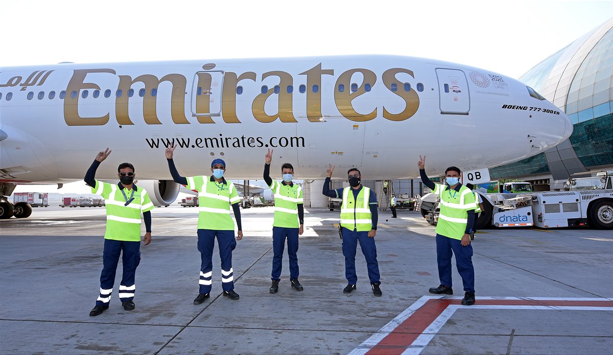 Emirates führt ersten Flug mit vollständig geimpften Crews am Boden und in der Luft durch