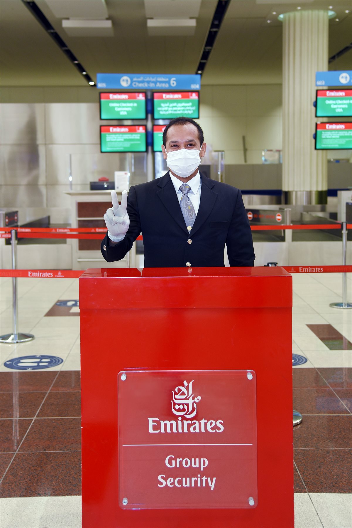 Emirates führt ersten Flug mit vollständig geimpften Crews am Boden und in der Luft durch