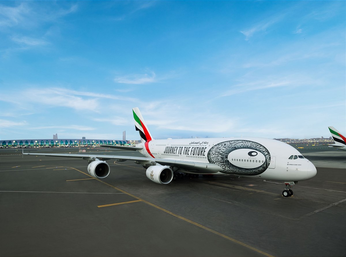 Neue Sonderlackierung des A380 widmet sich Dubais Museum of the Future