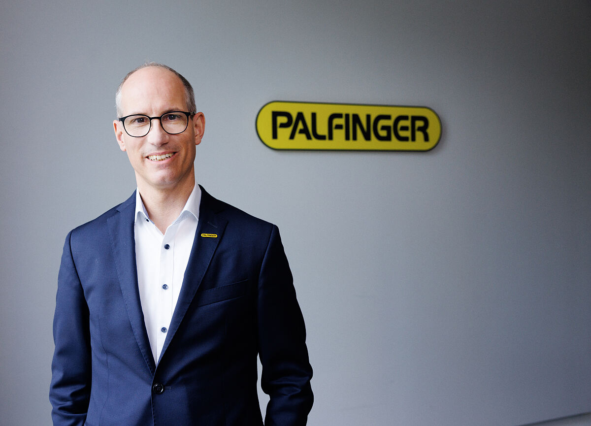 As of July 1, 2023 Alexander Susanek will take on the role of COO on the PALFINGER AG executive board. 