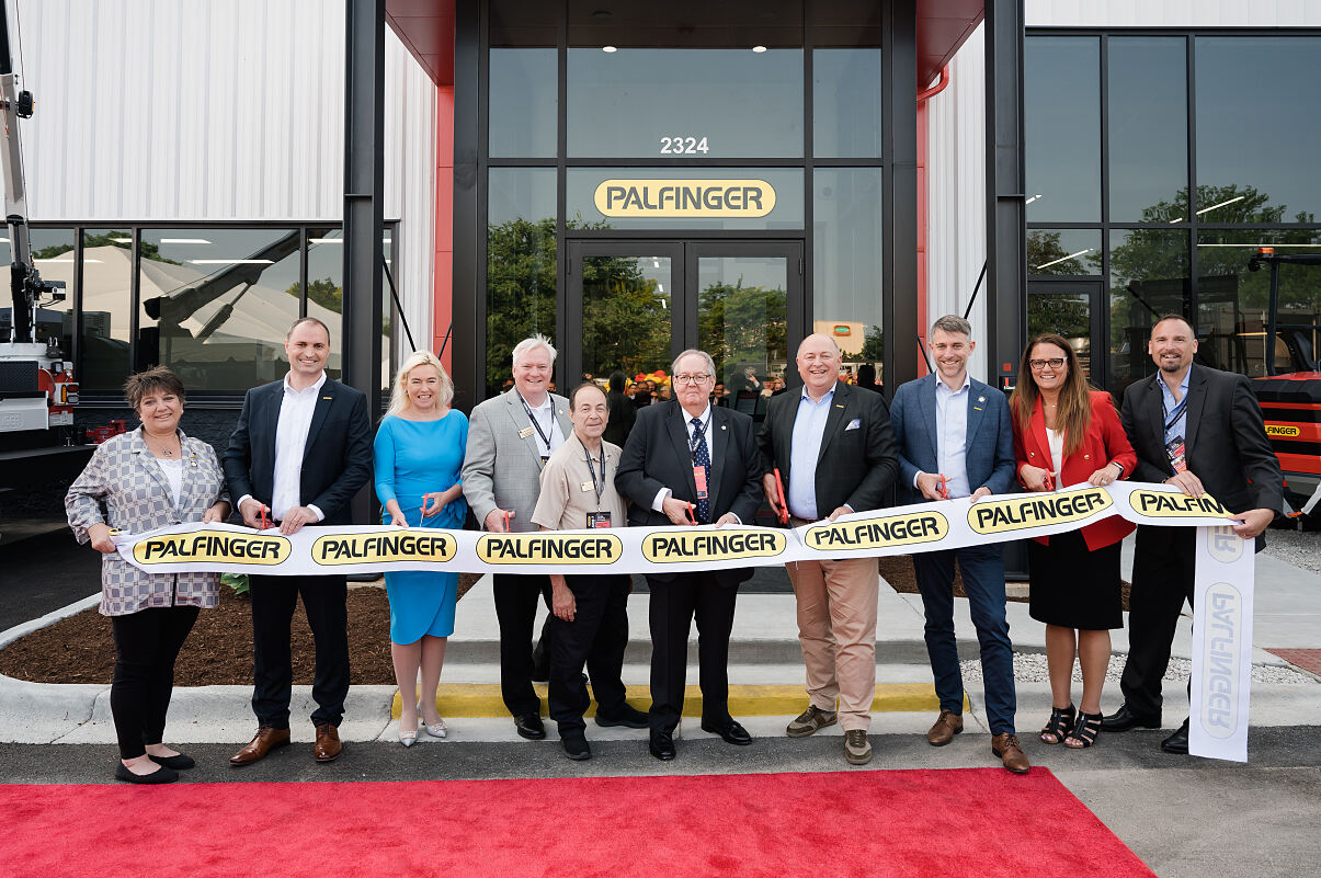 PALFINGER feierte die Eröffnung seines neuen, hochmodernen Hauptsitzes in Nordamerika mit integriertem Demonstrations- und Schulungszentrum