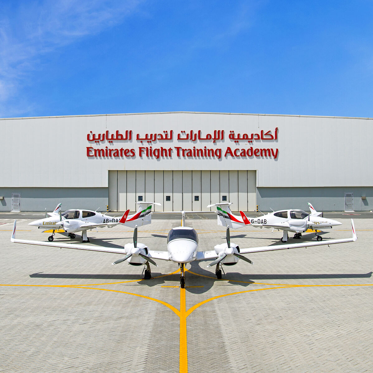 Österreichische Diamond-Flugzeuge im Einsatz in der Emirates Flight Training Academy
