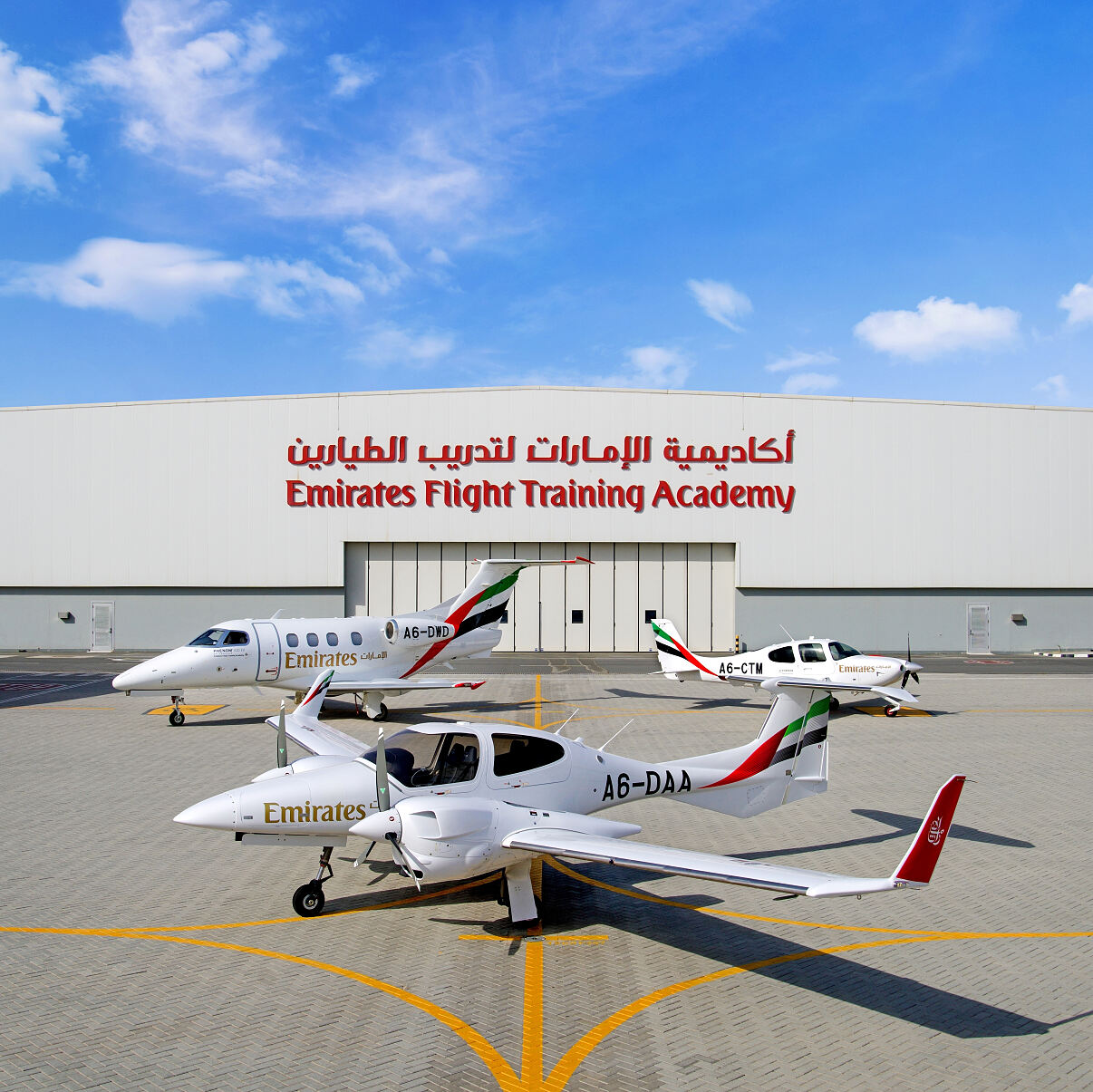 Österreichische Diamond-Flugzeuge im Einsatz in der Emirates Flight Training Academy