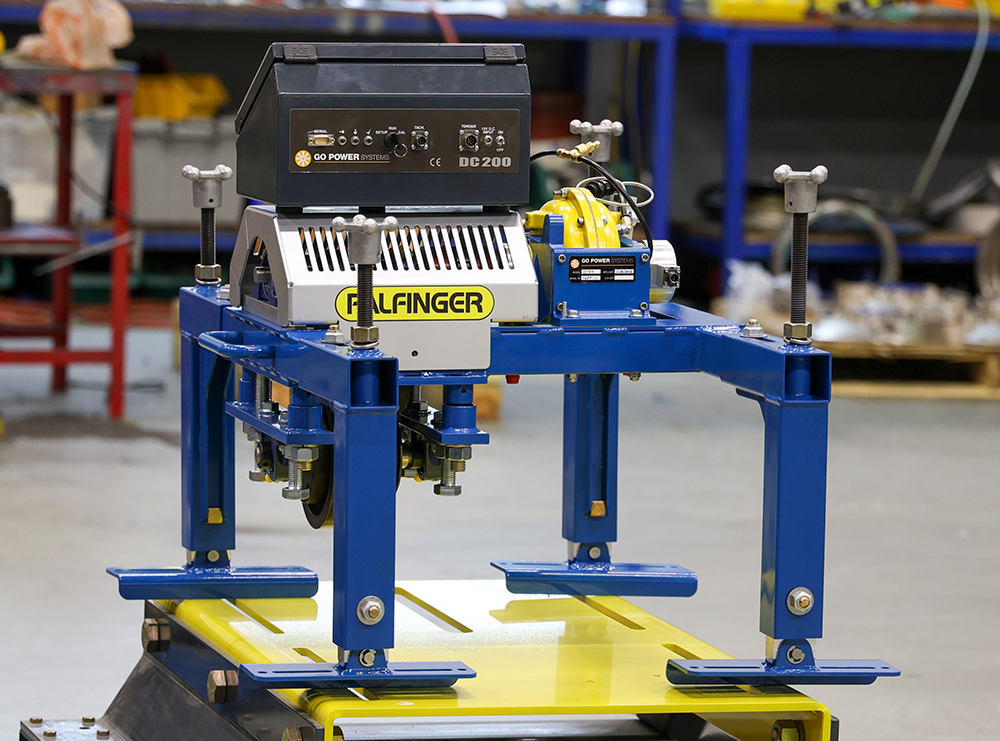 Der neu entwickelte PALFINGER Go Power D100LE („Dyno“), ein Motorprüfstand für Rettungsboote. 