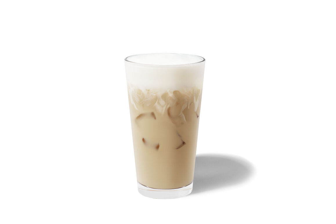 Iced Chai Tea Latte with Vanilla Cream
