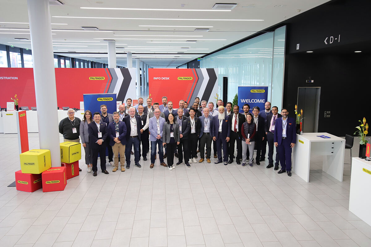 Around 30 partners accepted PALFINGER MARINEs invitation to Salzburg as part of the Global Sales & Service Conference. The meeting focused on networking, new methods and ideas.