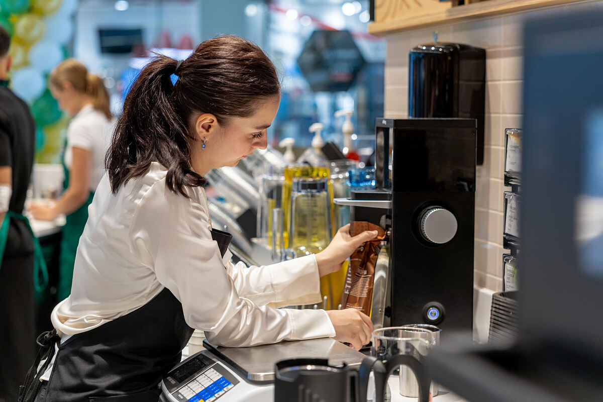 Starbucks Coffee House Kaufhaus Tyrol Eröffnung