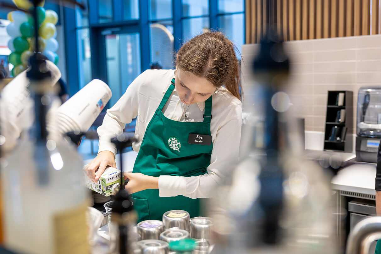 Starbucks Coffee House Kaufhaus Tyrol Eröffnung