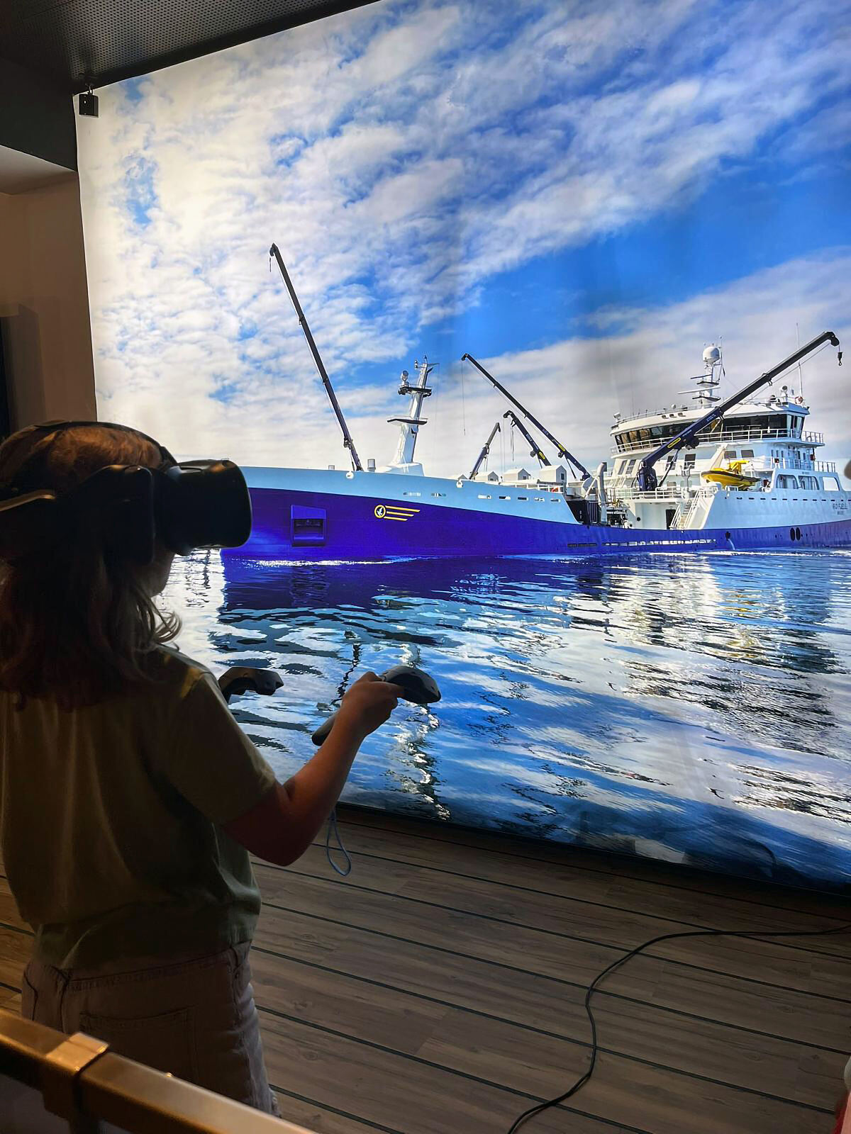 Mittels VR konnten auch PALFINGER MARINE Krane erlebt werden. ©OÖ Kinderfreunde Region Innviertel