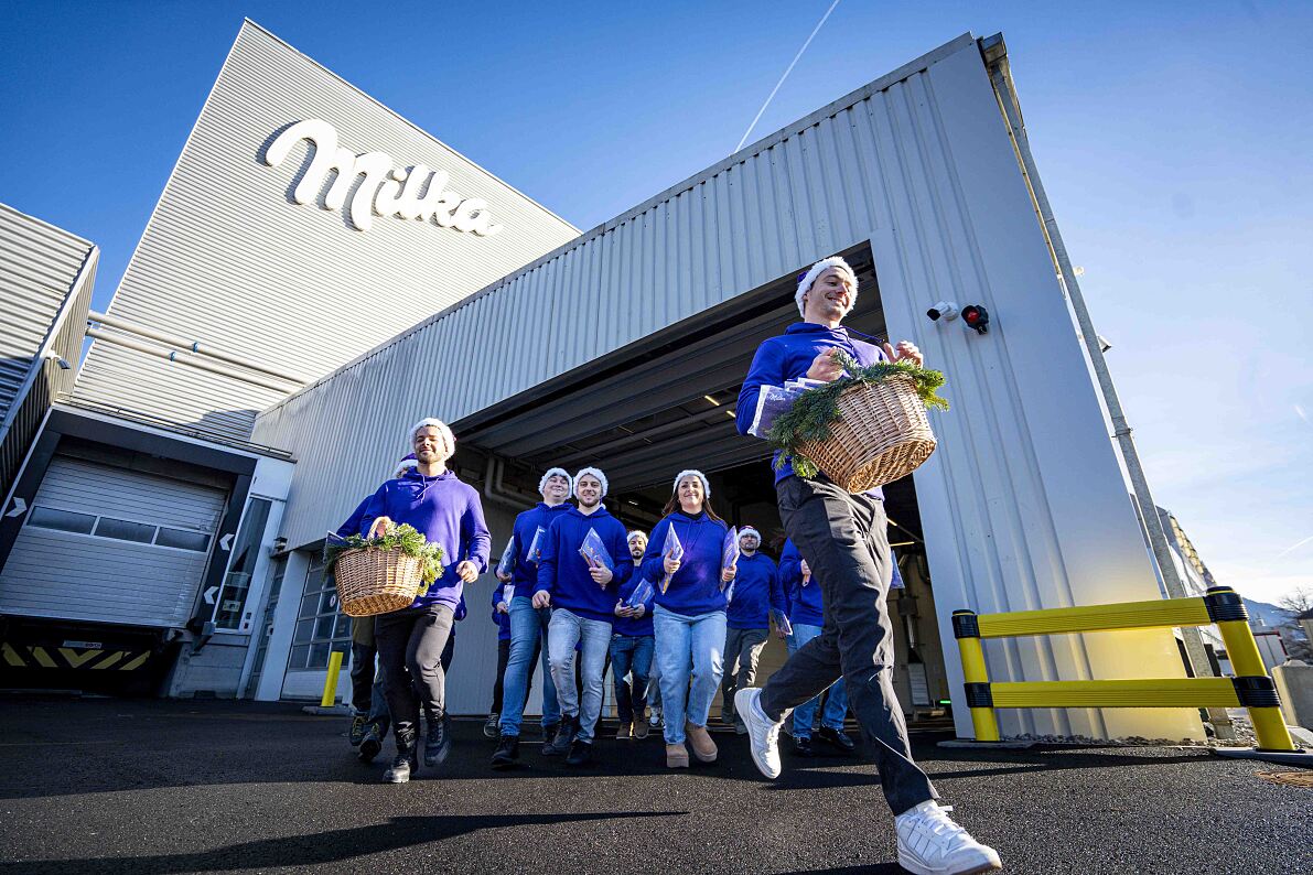 Vom Milka Werk in Bludenz aus haben sich die Milka Weihnachtswichtel auf den Weg gemacht