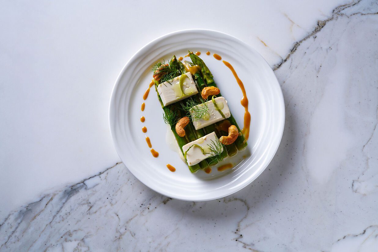 Seidentofu, gepaart mit Moët & Chandon Brut Impérial