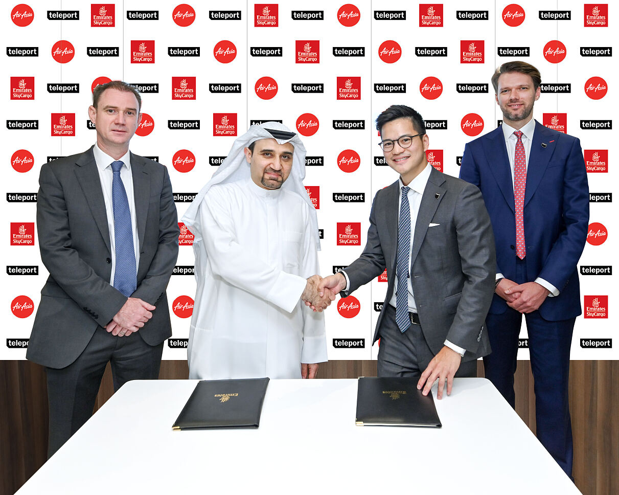 Emirates SkyCargo unterzeichnet Absichtserklärung mit AirAsia
