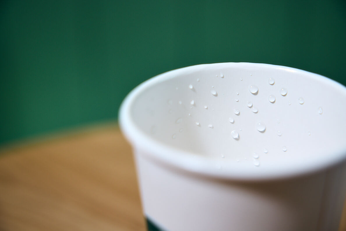 Neuer Starbucks To-Go-Becher