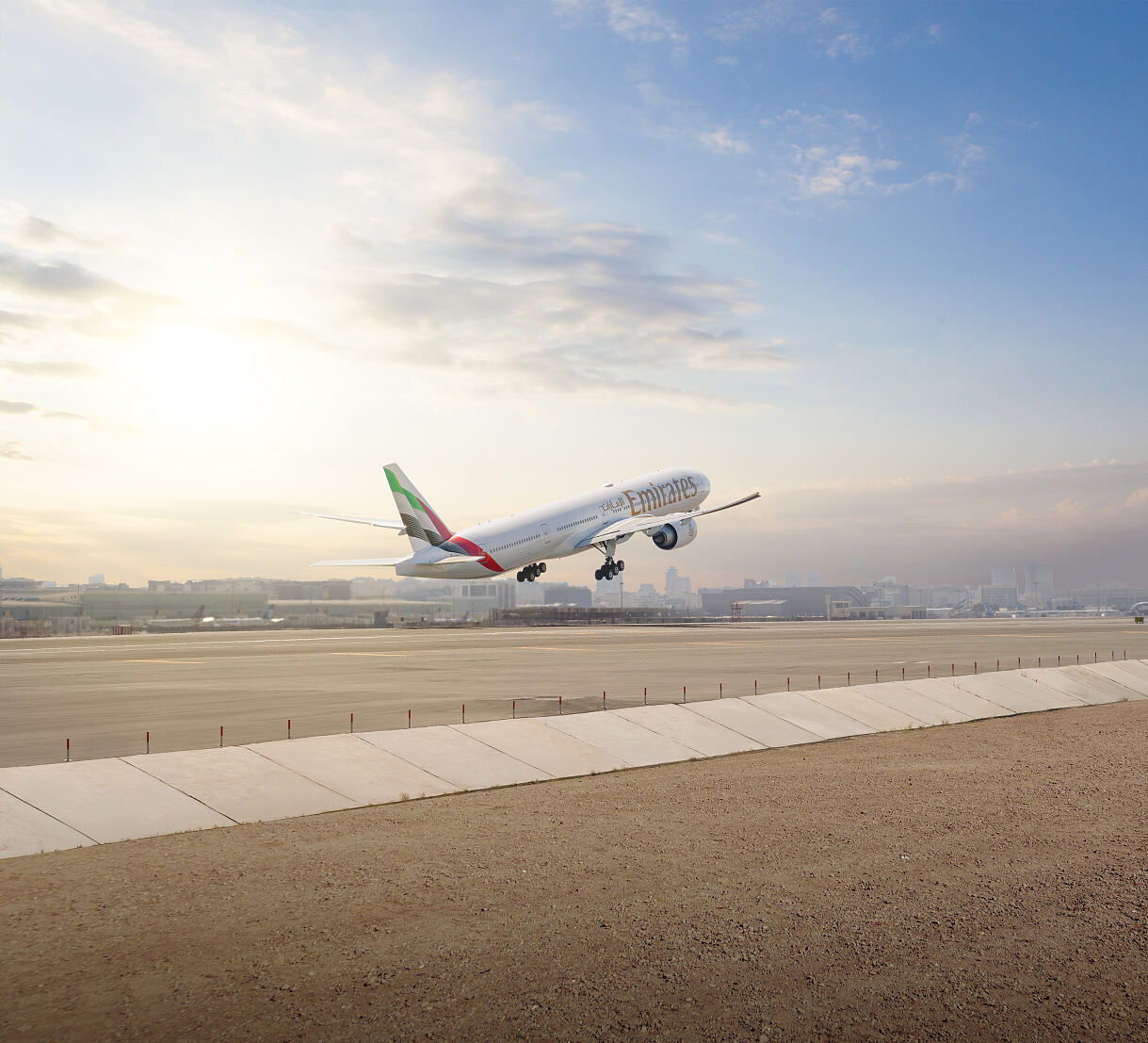 Emirates B777-200lr