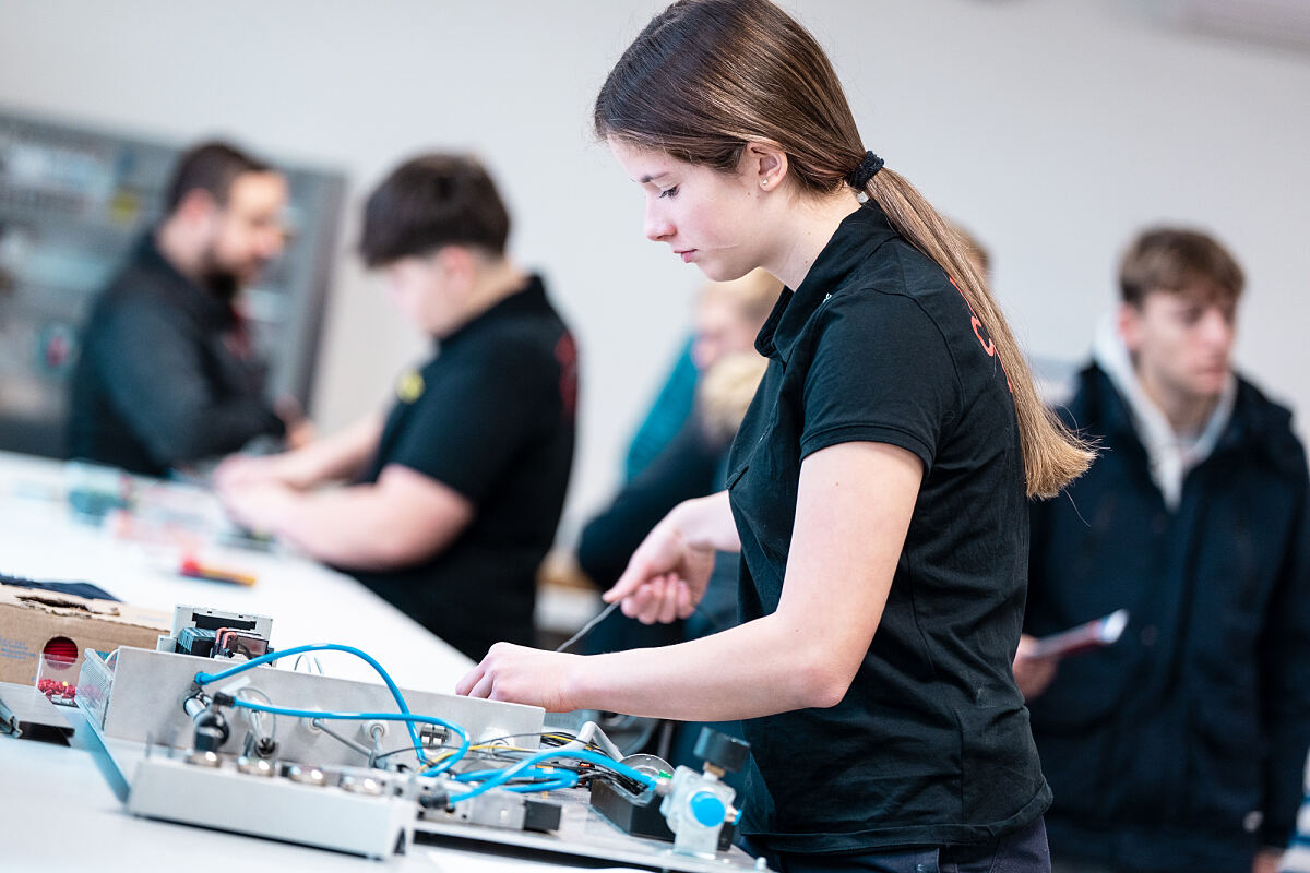 Lehre erleben: PALFINGER öffnet seine Türen am Tag der Lehre.